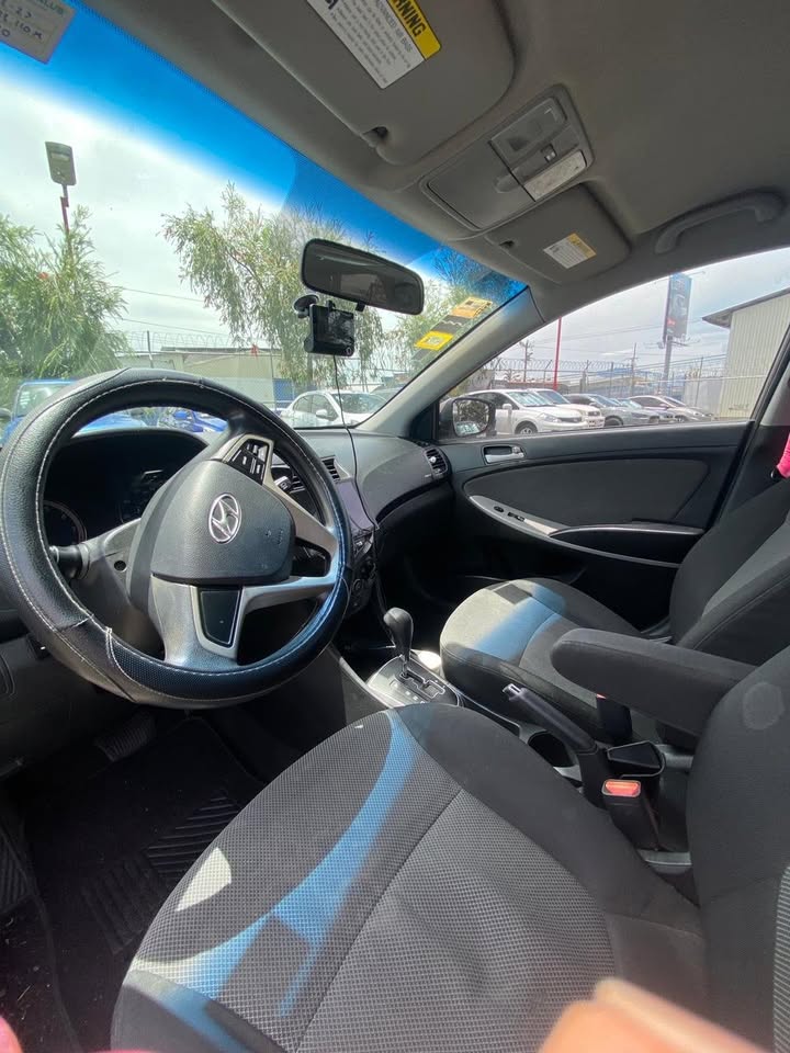 2014 Hyundai Accent - foto 4