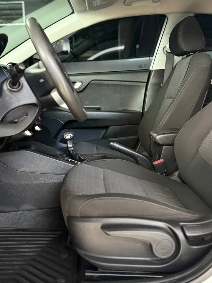 2020 Kia Rio - foto 4