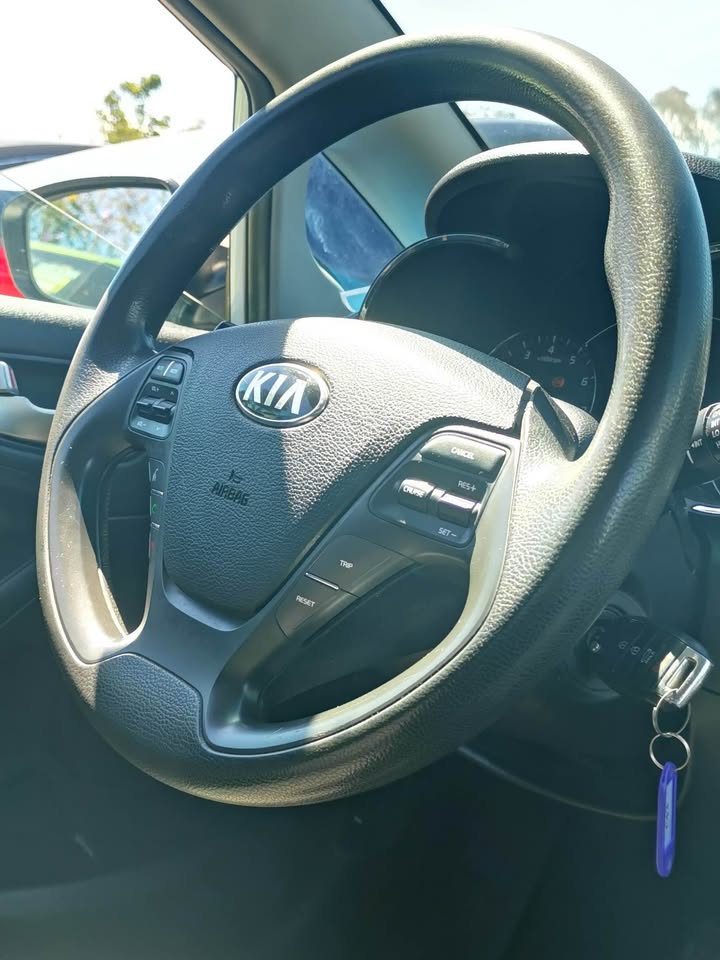 2018 Kia Forte - foto 2