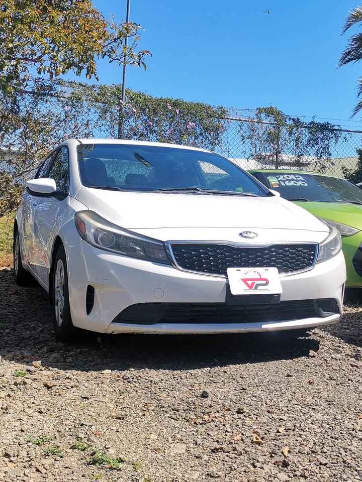 2018 Kia Forte - foto 3