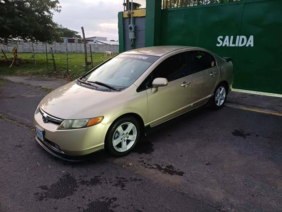 2007 Honda Civic - foto 2