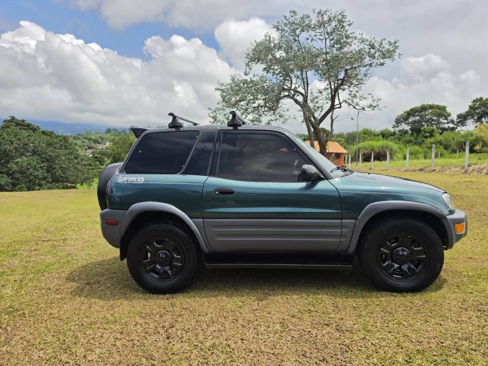1998 Toyota RAV4 - foto 4
