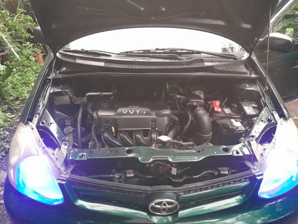 2003 Toyota Yaris - foto 3