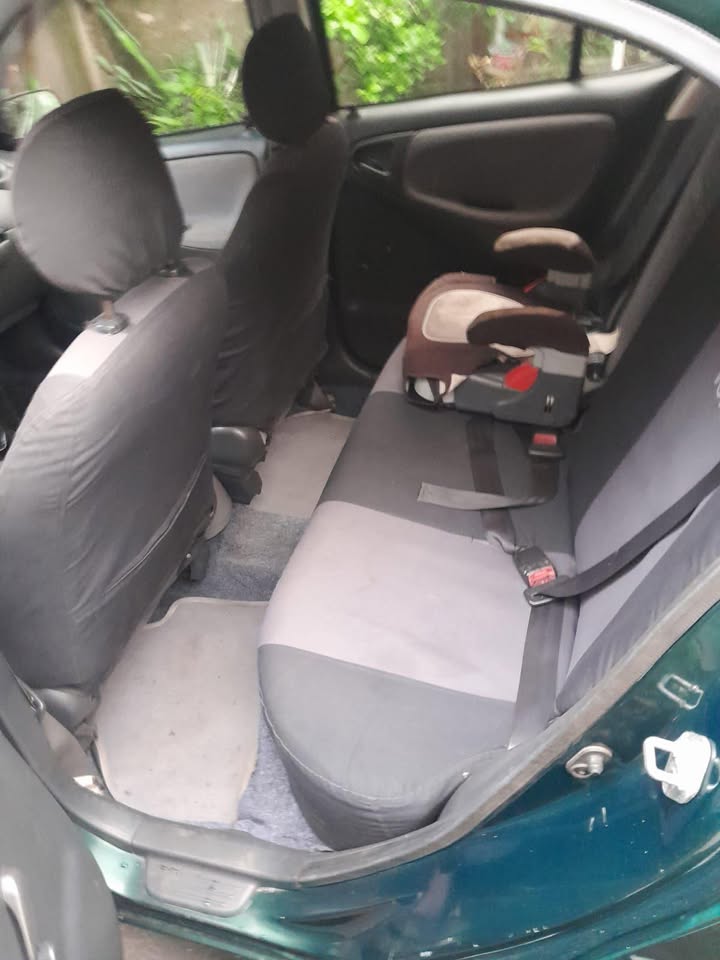 2003 Toyota Yaris - foto 5