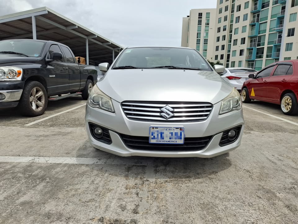 2016 Suzuki Ciaz - foto 2