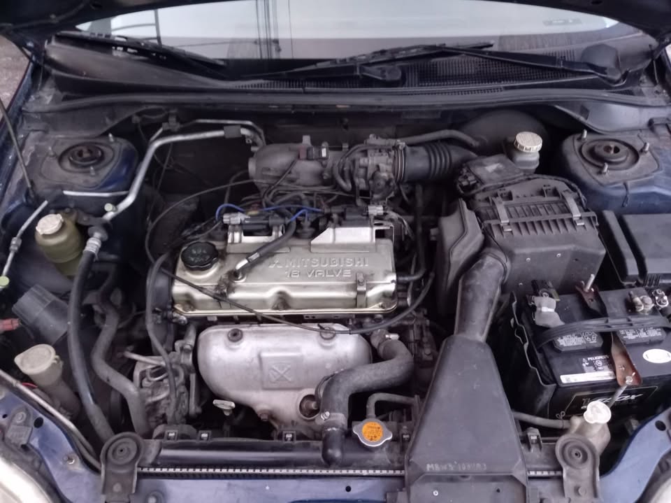 2002 Mitsubishi Lancer - foto 4