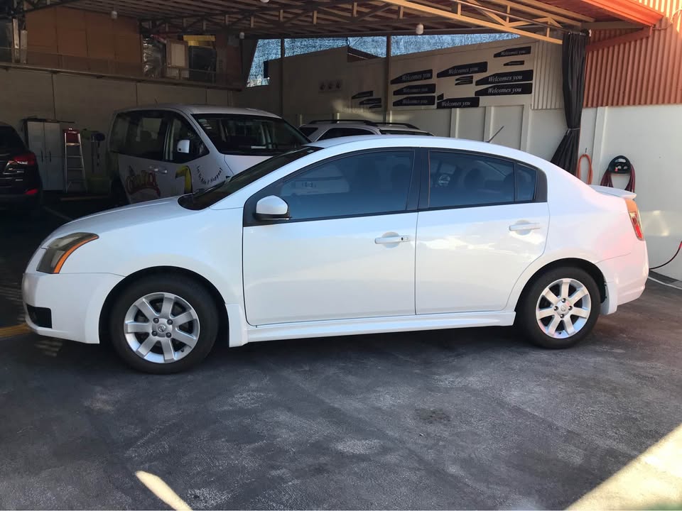 2010 Nissan Sentra - foto 2