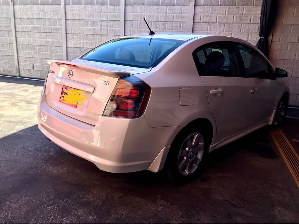 2010 Nissan Sentra - foto 3