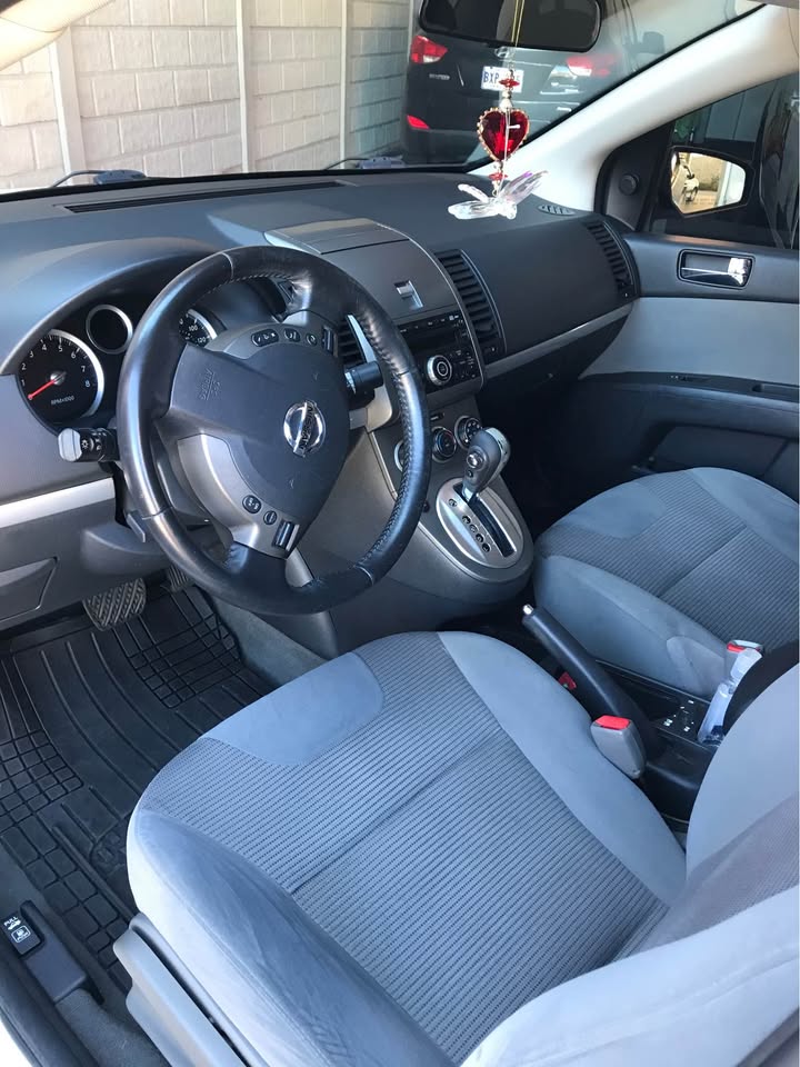 2010 Nissan Sentra - foto 4