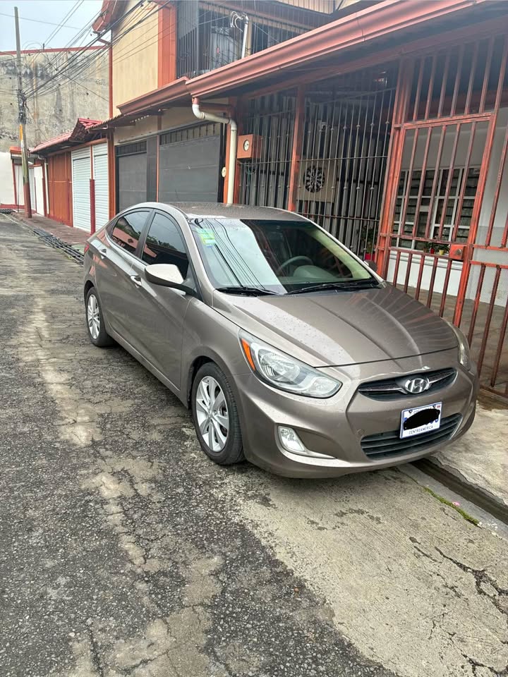 2012 Hyundai Accent