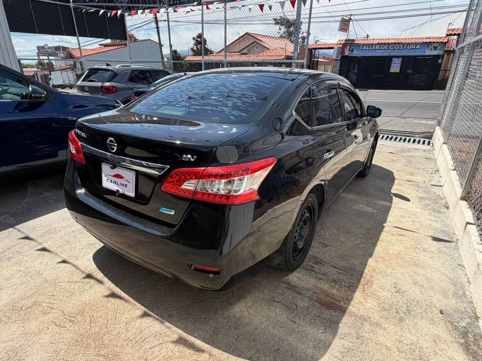 2014 Nissan Sentra - foto 3
