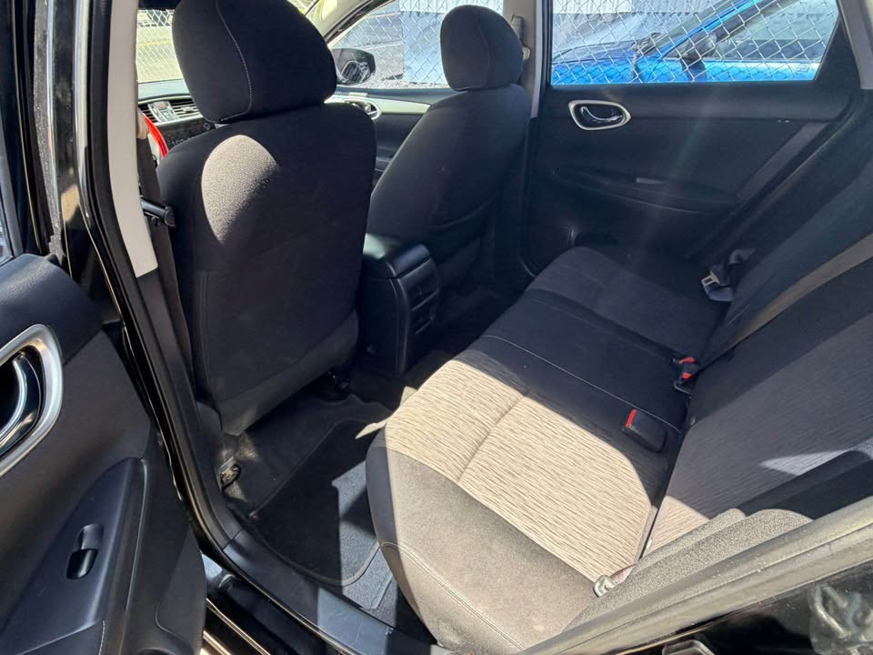 2014 Nissan Sentra - foto 5