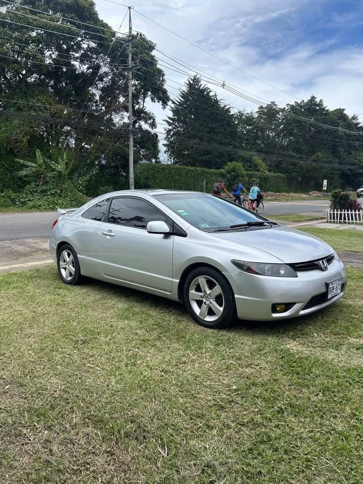 2006 Honda Civic - foto 2