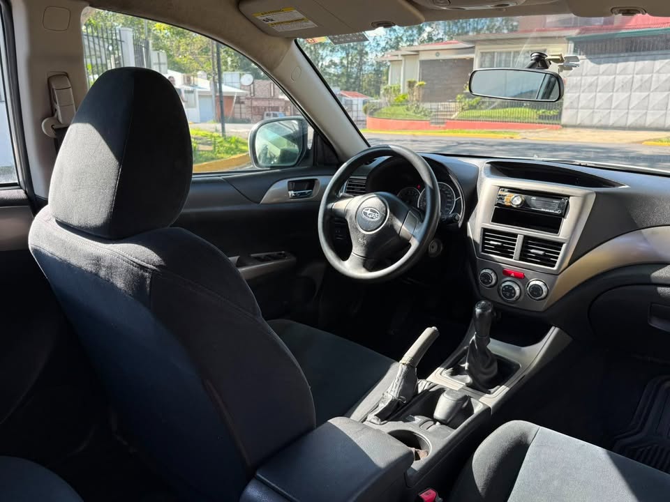 2010 Subaru Impreza - foto 4