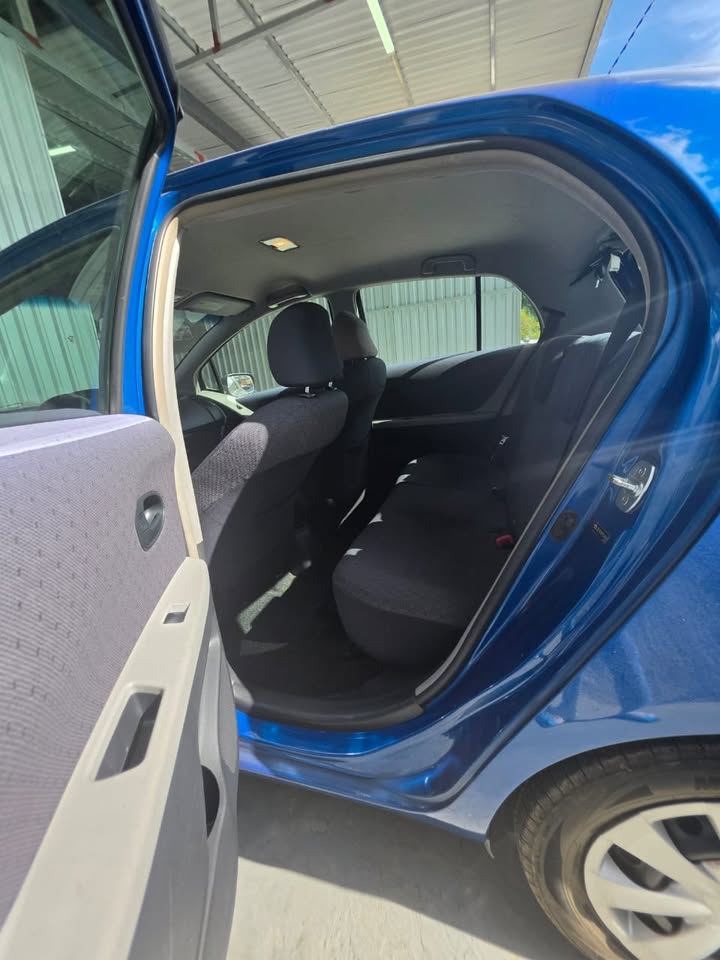2010 Toyota Yaris - foto 4
