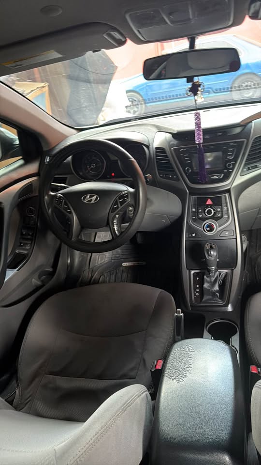 2014 Hyundai Elantra - foto 4