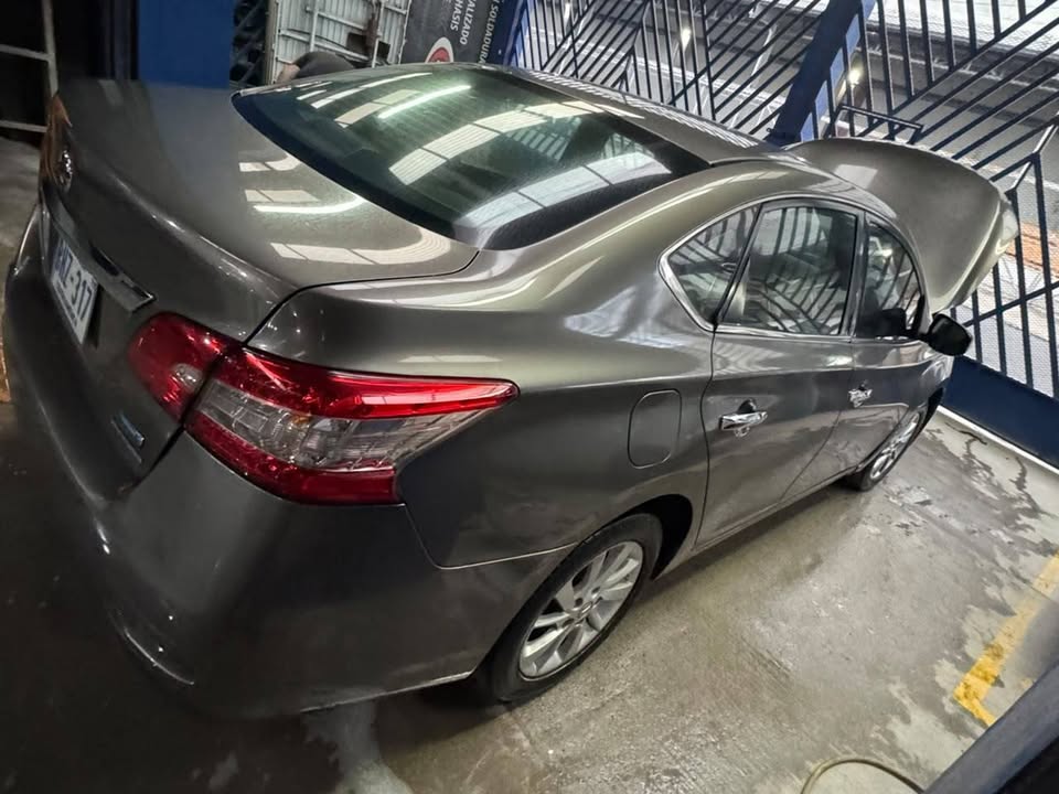 2016 Nissan Sentra - foto 3