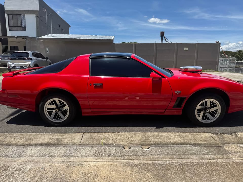 1984 Pontiac Firebird - foto 4
