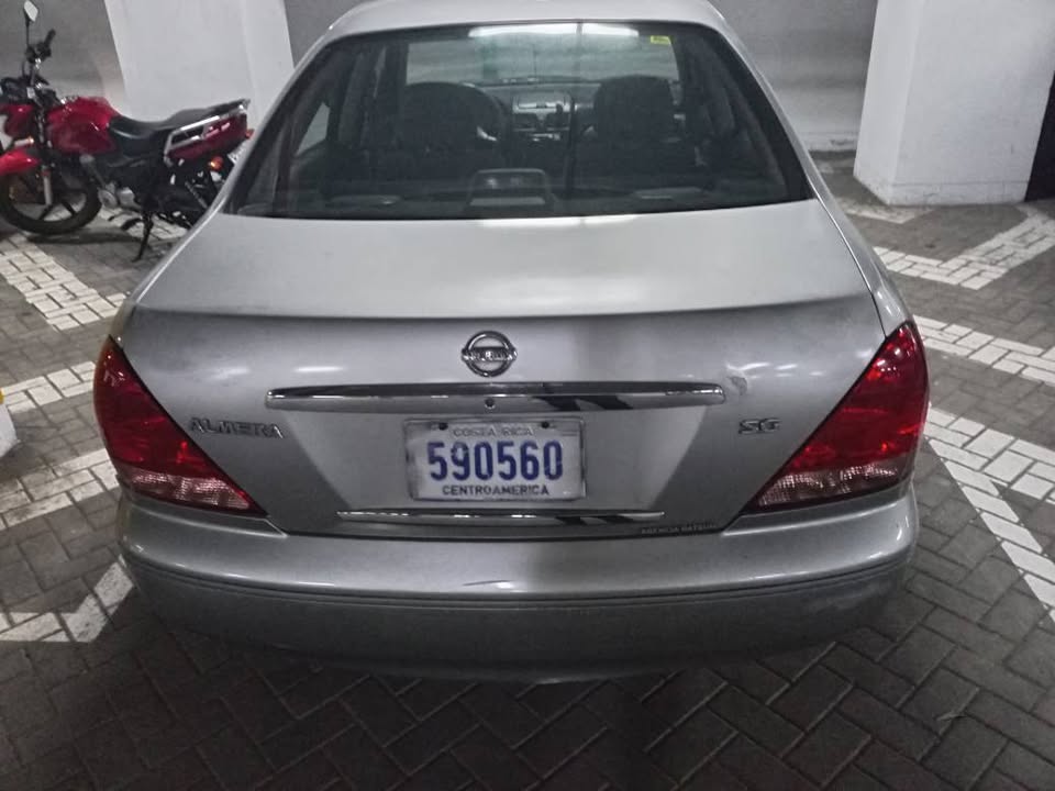 2005 Nissan Almera - foto 4