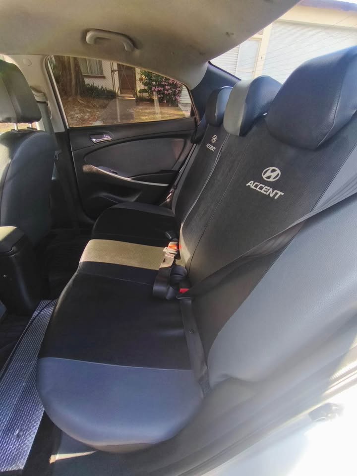 2014 Hyundai Accent - foto 4