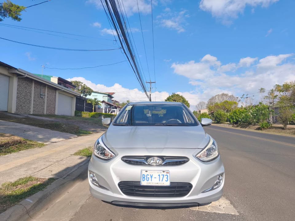 2014 Hyundai Accent - foto 5