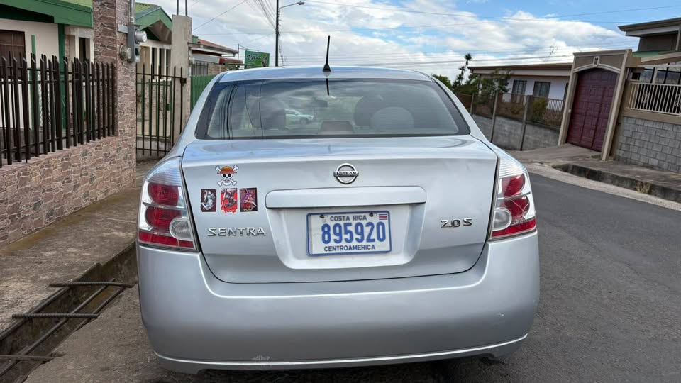 2007 Nissan Sentra - foto 2