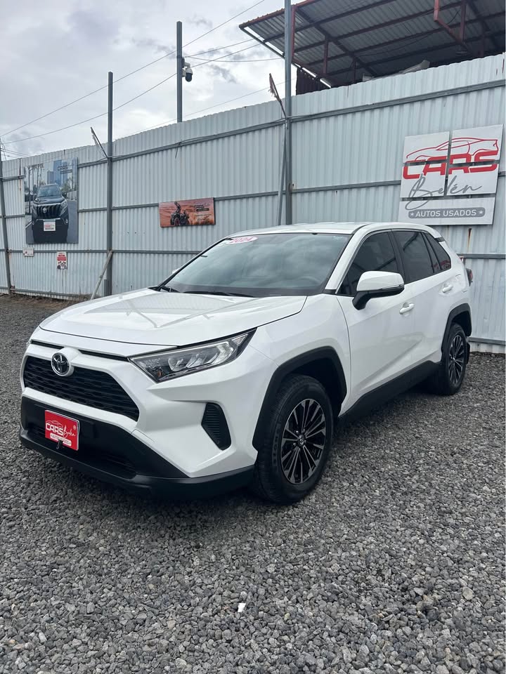 2024 Toyota RAV4 - foto 2