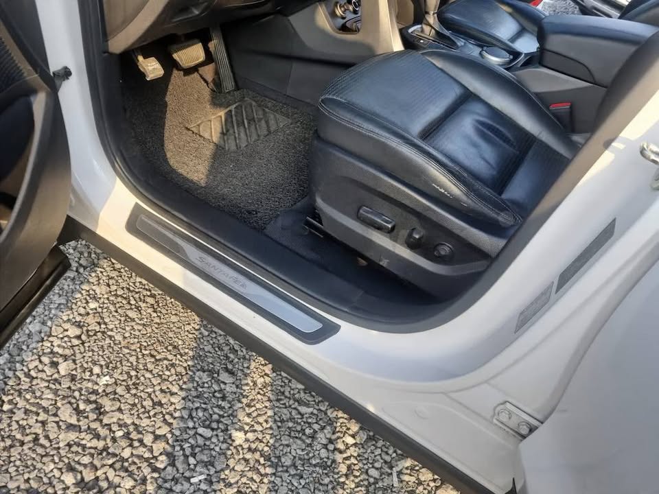 2014 Hyundai Santa Fe - foto 3