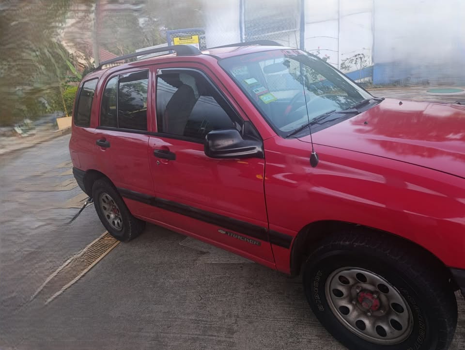 2002 Chevrolet Tracker - foto 2