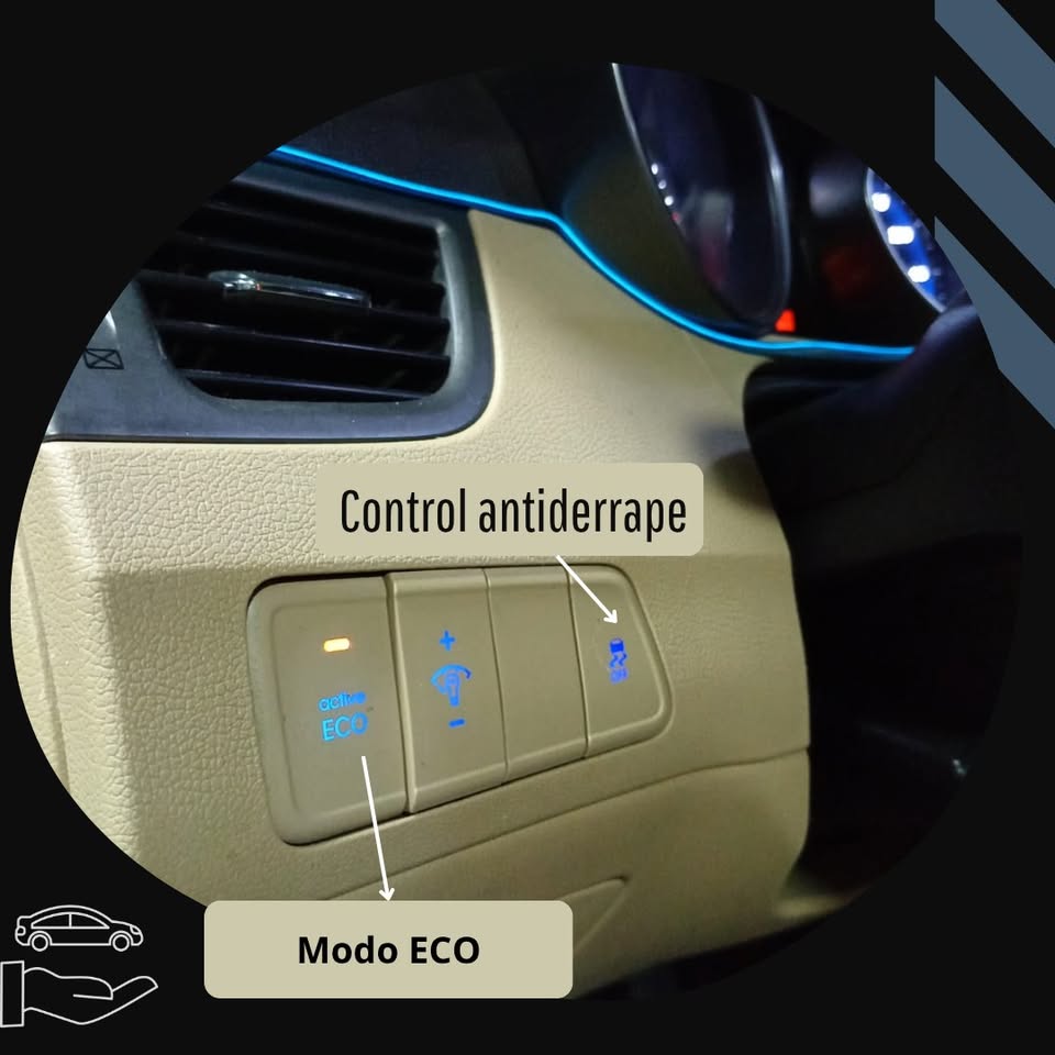 2012 Hyundai Elantra - foto 2
