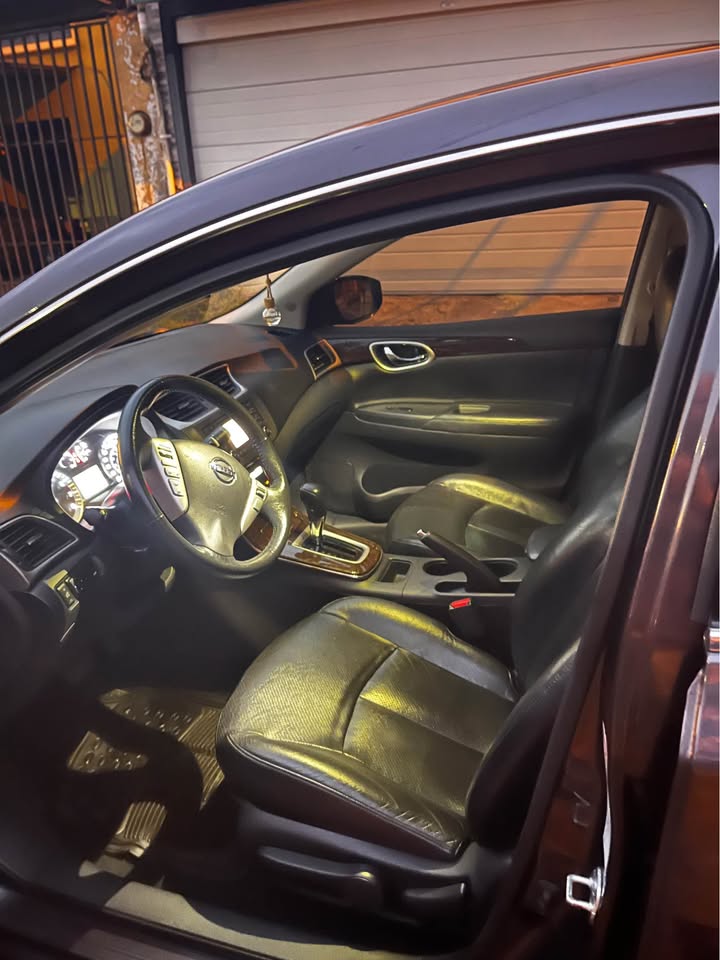 2015 Nissan Sentra - foto 5
