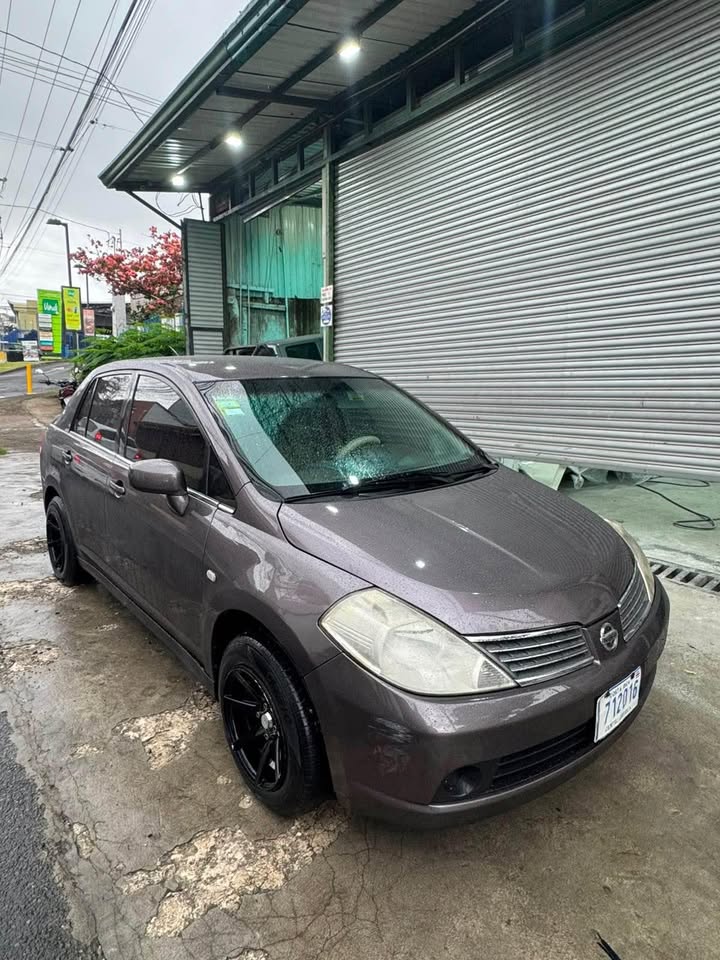 2008 Nissan Versa - foto 5