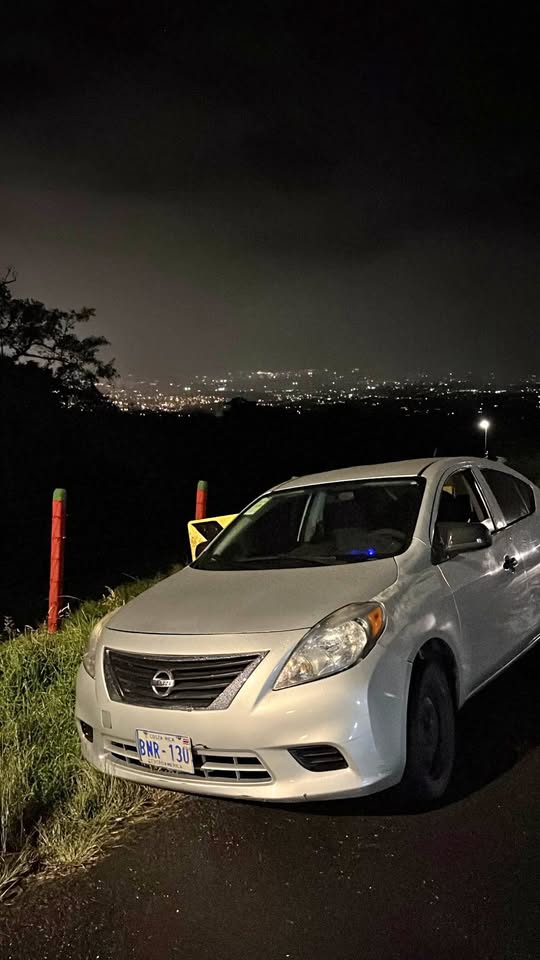 2012 Nissan Versa - foto 3