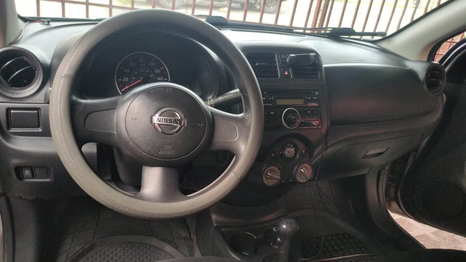 2012 Nissan Versa - foto 4