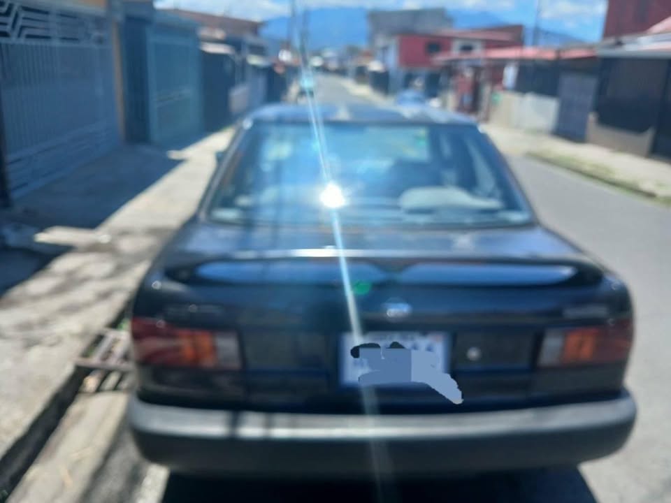 1994 Nissan Sentra - foto 4