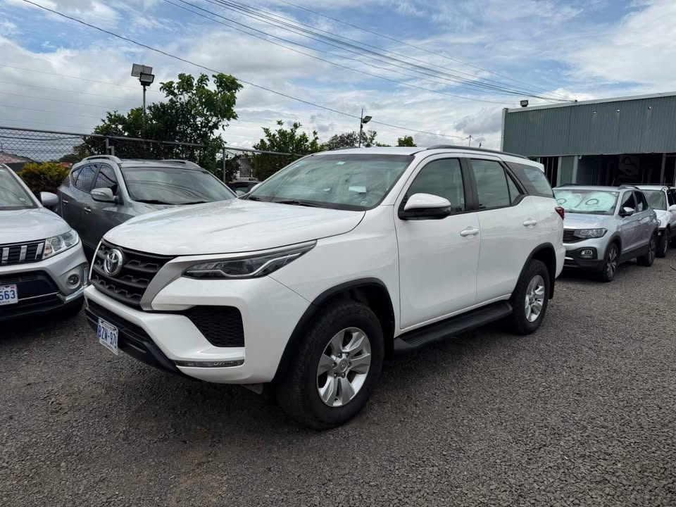 2024 Toyota Other - foto 2