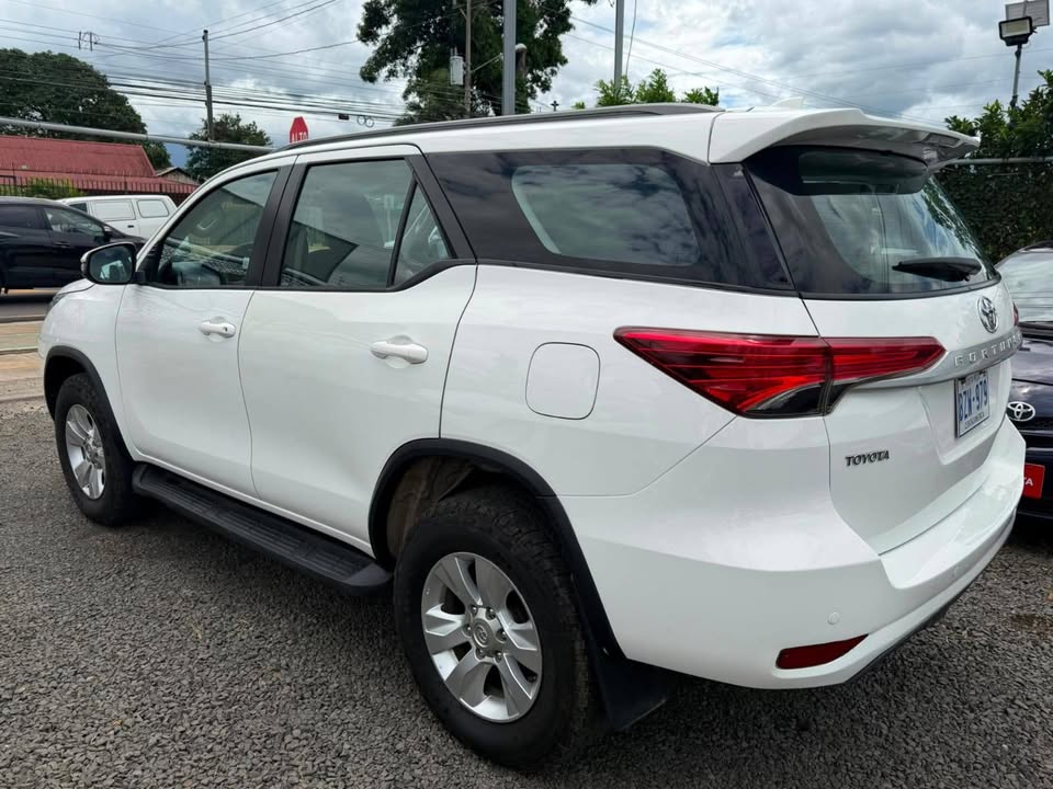 2024 Toyota Other - foto 3