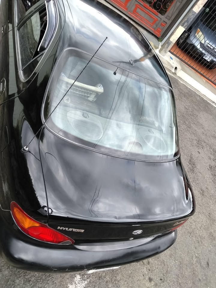 2000 Hyundai Elantra - foto 2