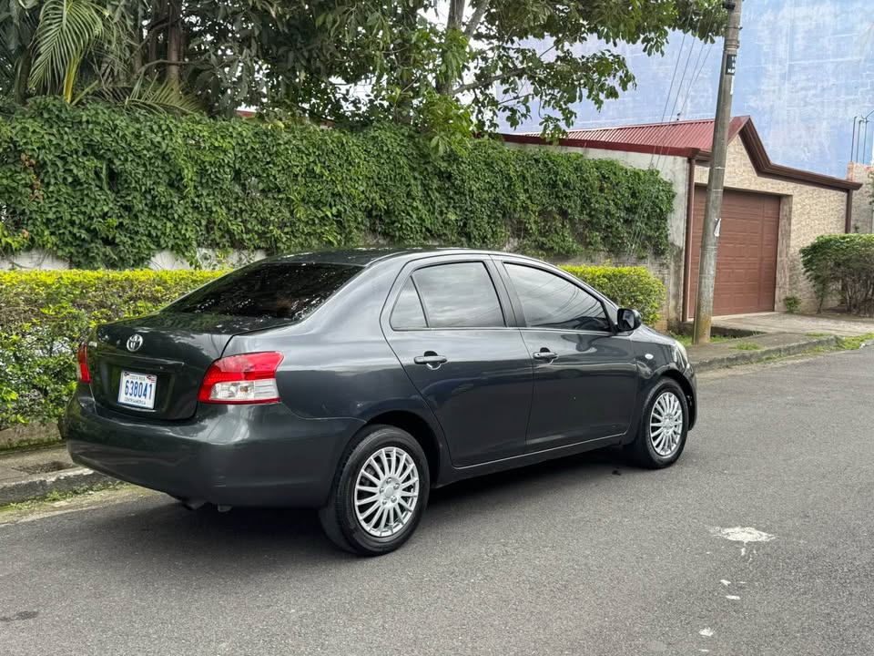 2007 Toyota Yaris - foto 3