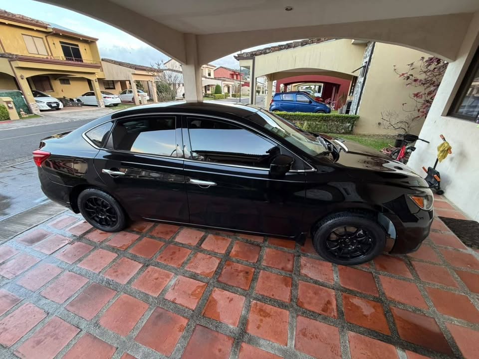 2017 Nissan Sentra - foto 4