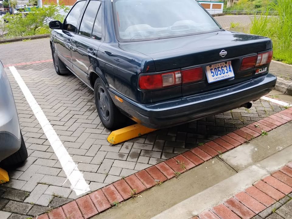 1994 Nissan Sentra - foto 5