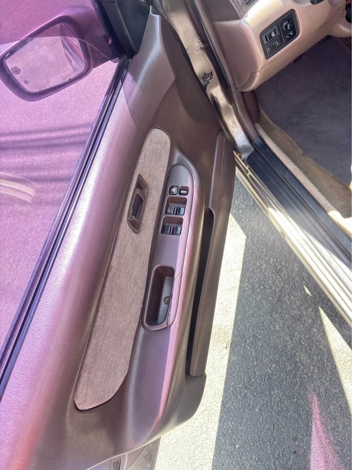 1996 Nissan Sentra - foto 3