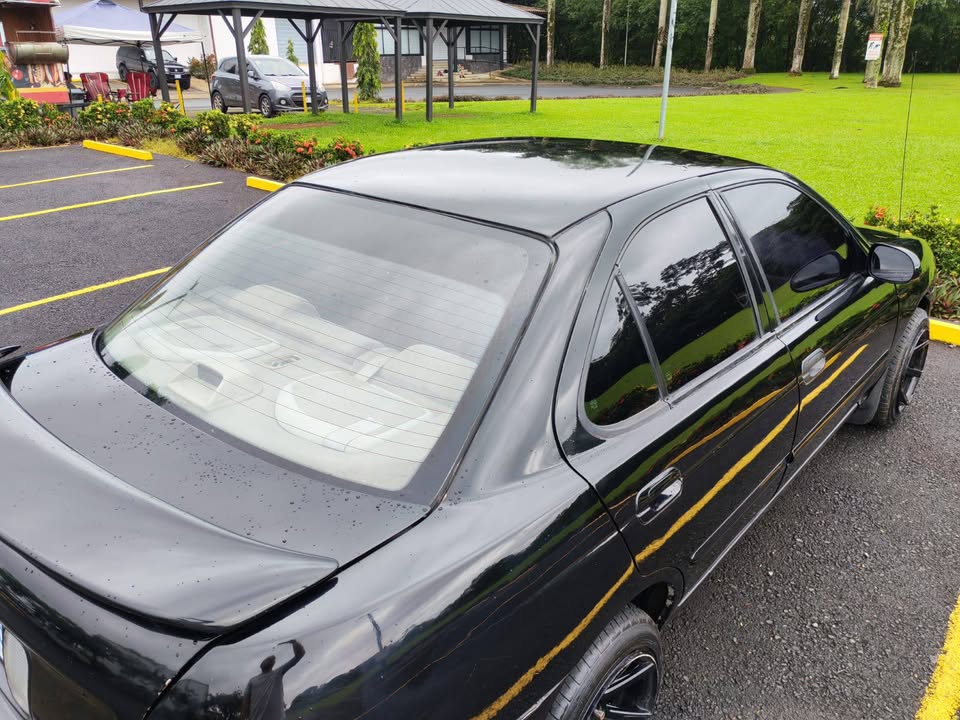 2002 Nissan Sentra - foto 3