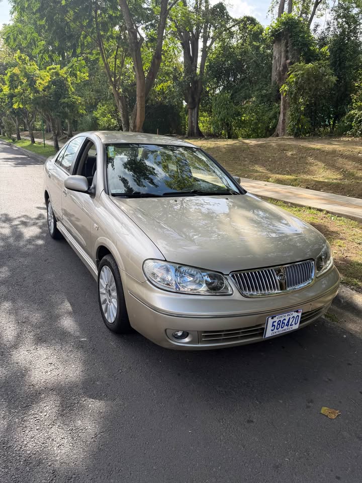 2005 Nissan Almera - foto 4