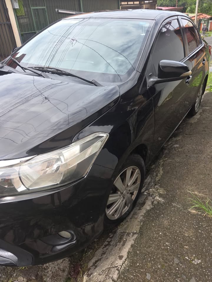 2014 Toyota Yaris - foto 4