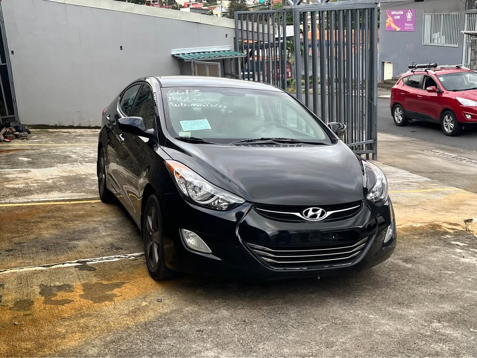 2013 Hyundai Elantra - foto 4