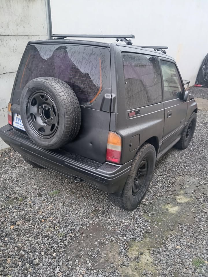 1990 Chevrolet Tracker - foto 2