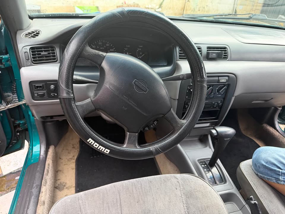 1995 Nissan Sentra - foto 3