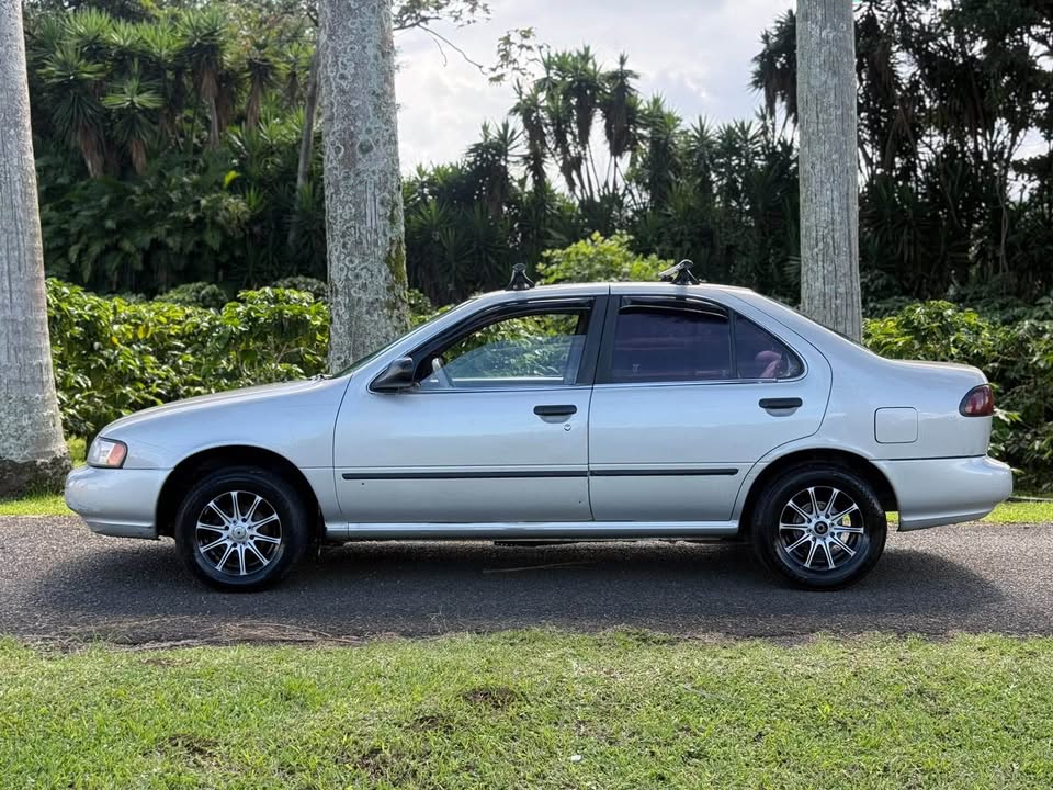 1996 Nissan Sentra - foto 3