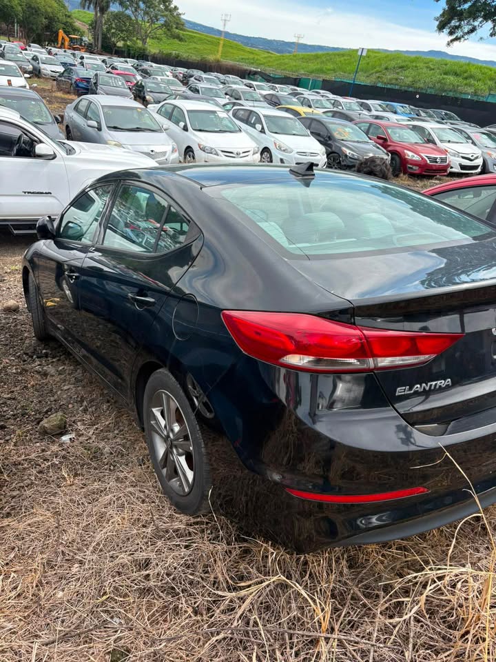 2018 Hyundai Elantra - foto 5